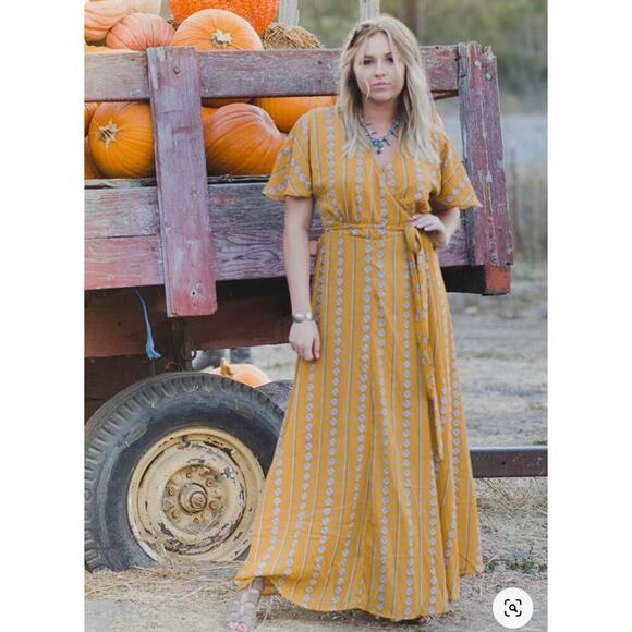 Wishlist Mustard Kimono Maxi Dress - Size L - Picture 1 of 9